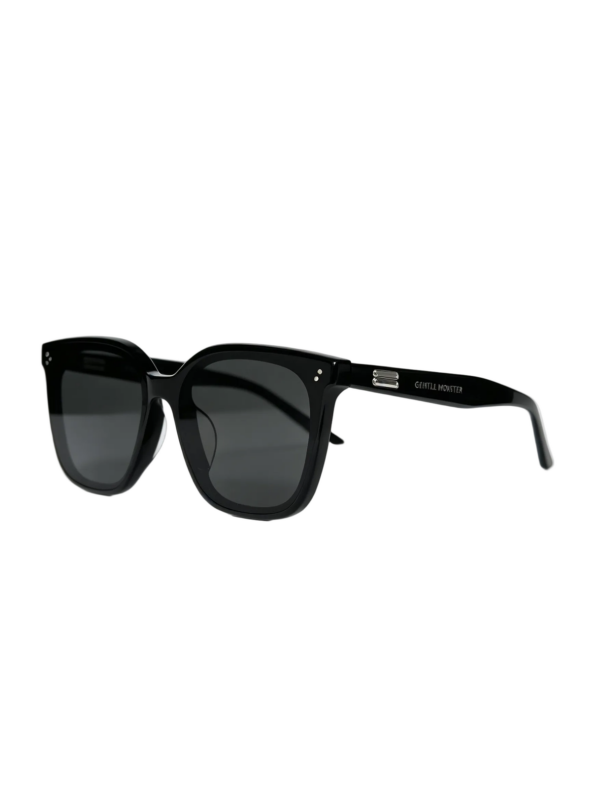 Gentle Monster Noho 01 sunglasses black round acetate frame